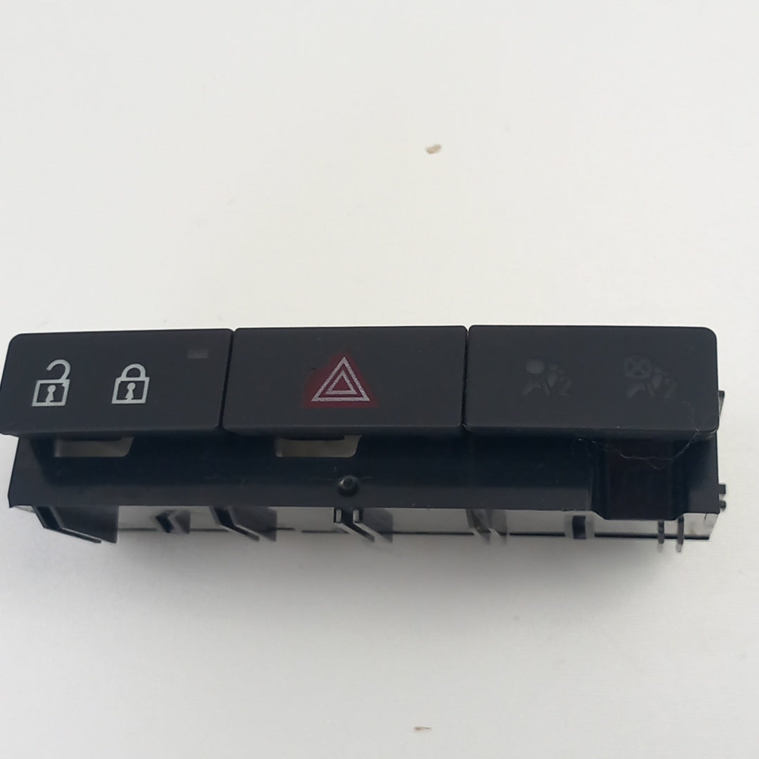 Бутон аварийни светлини TJ Opel Meriva B