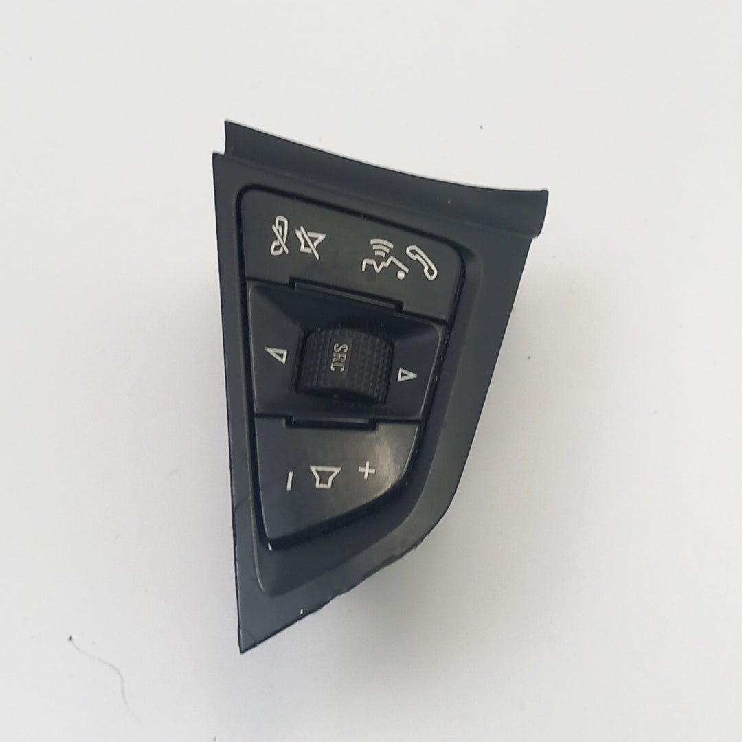 Бутон мултифункцонален волан десен Радио телефон черен Opel Meriva B