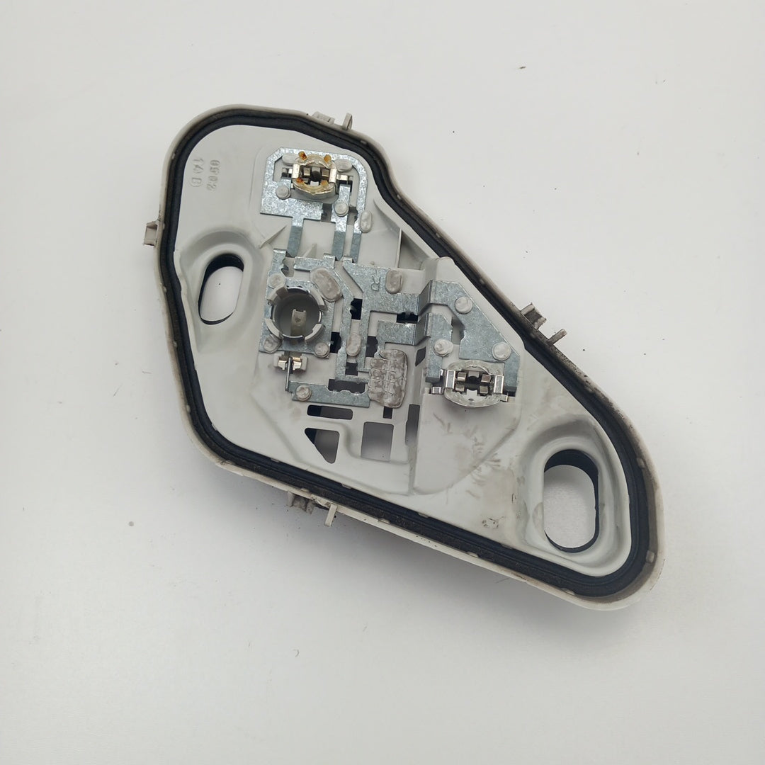 Платка крушки заден десен стоп Навън Opel Meriva B