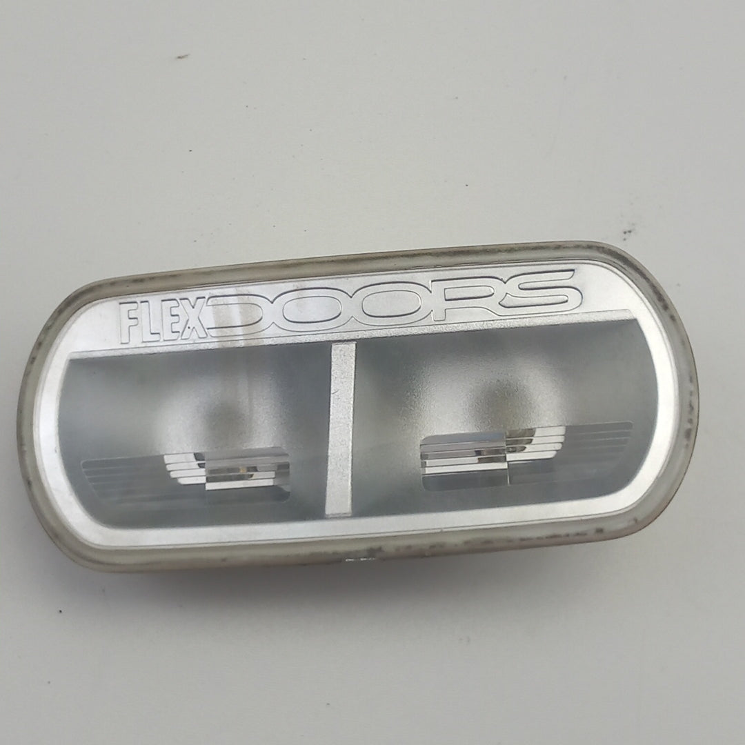 Плафон осветление врата предна дясна Opel Meriva B