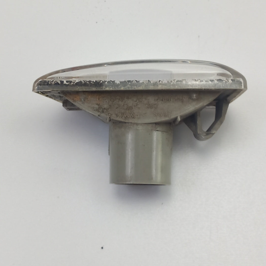 Мигач страничен десен Opel Meriva B