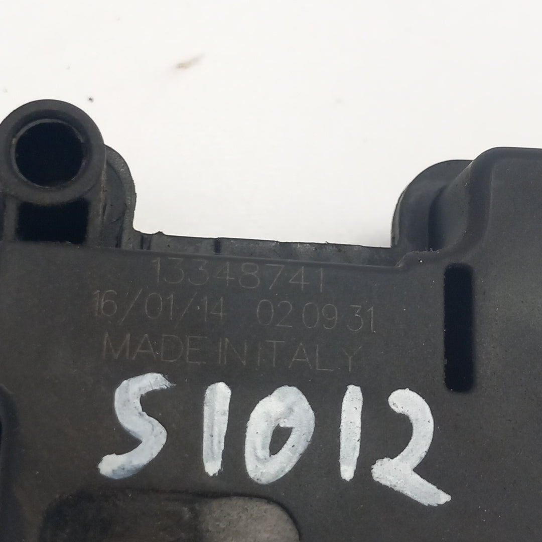 Моторче централно капак резервоар гориво Opel Meriva B