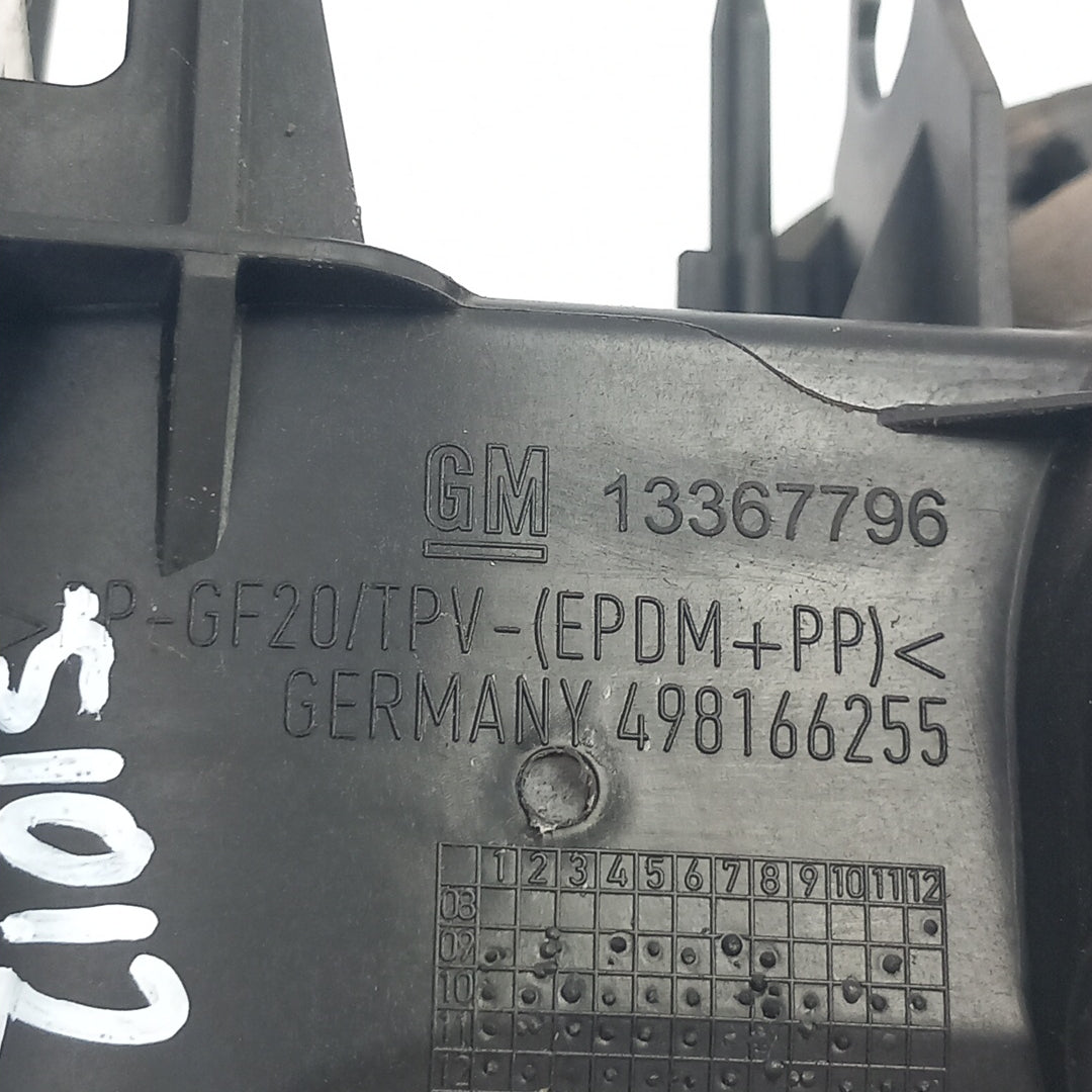 Корпус капак гърловина резервоар гориво Opel Meriva B 1,4 B14XER