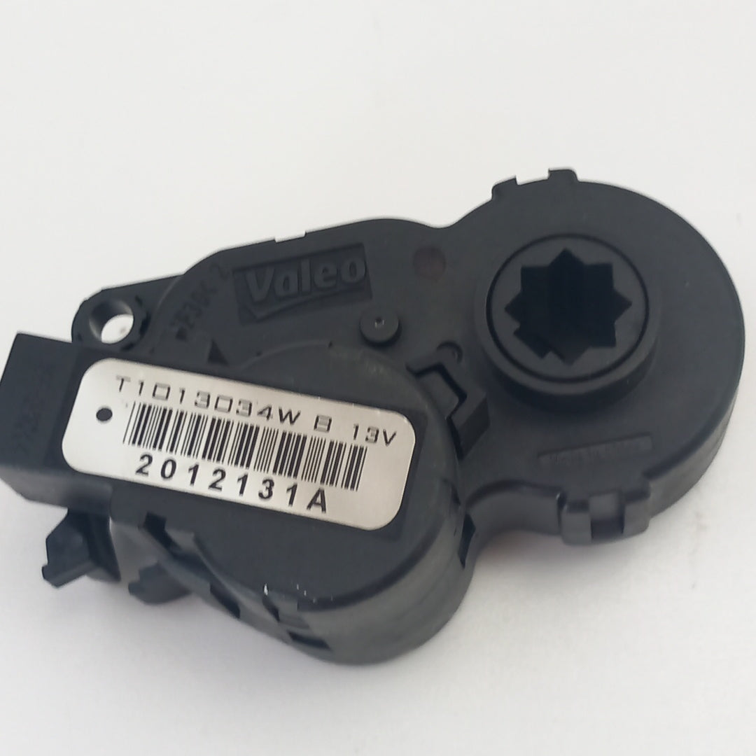 Моторче клапи климатик/парно Opel Meriva B