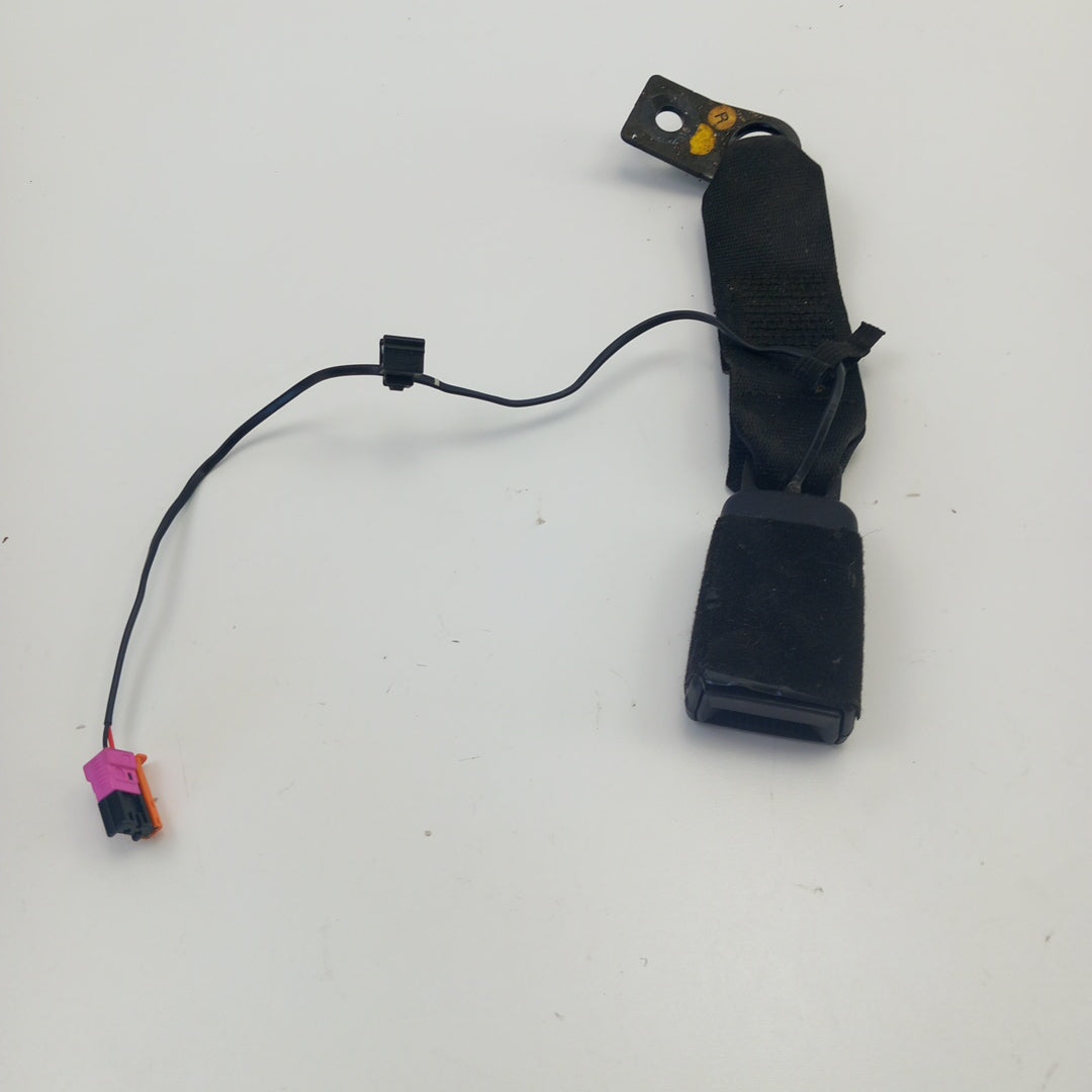 Закопчалка колан задна средна дясно Opel Meriva B