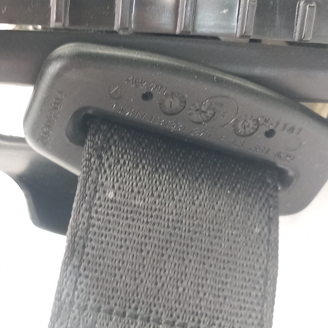 Предпазен колан заден среден черен Opel Meriva B