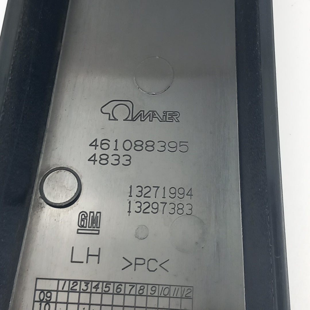 Декоративна лайстна средна колона лява Opel Meriva B