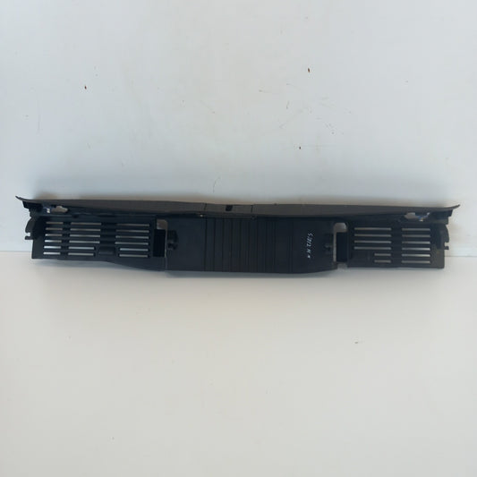 Пластмаса праг багажник черен Opel Meriva B