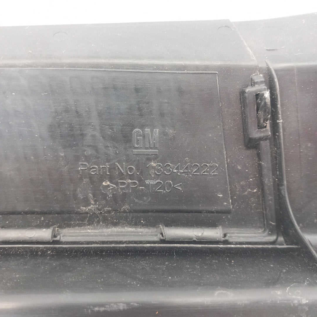 Решетка въздух отводняване предно стъкло Opel Meriva B