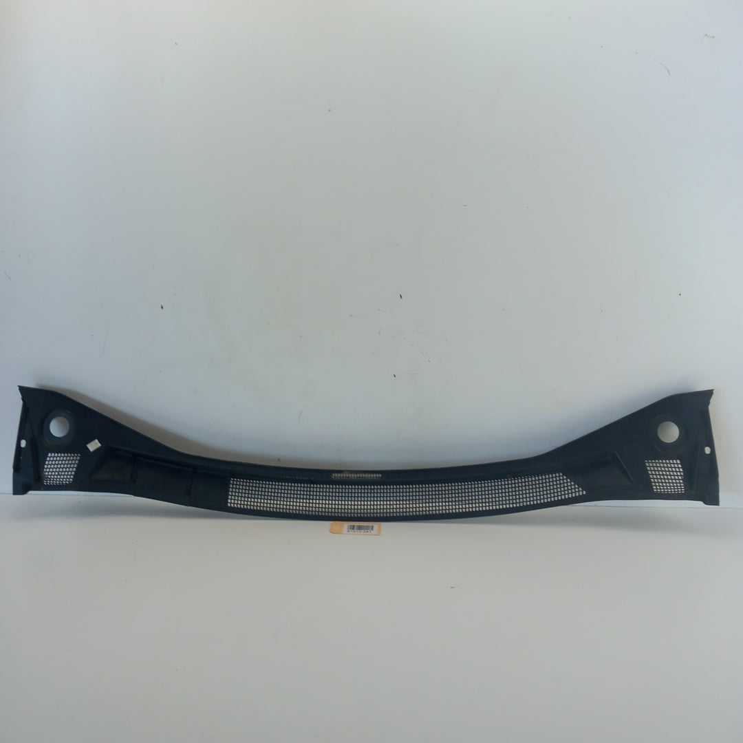 Решетка въздух отводняване предно стъкло Opel Meriva B