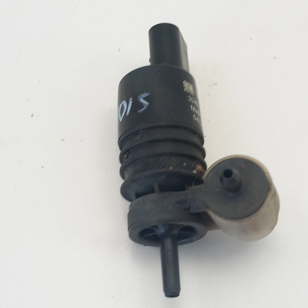 Помпичка чистачки Opel Meriva B