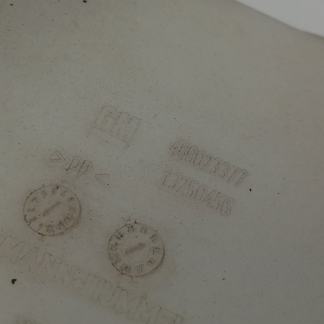 Казанче течност чистачки Opel Meriva B