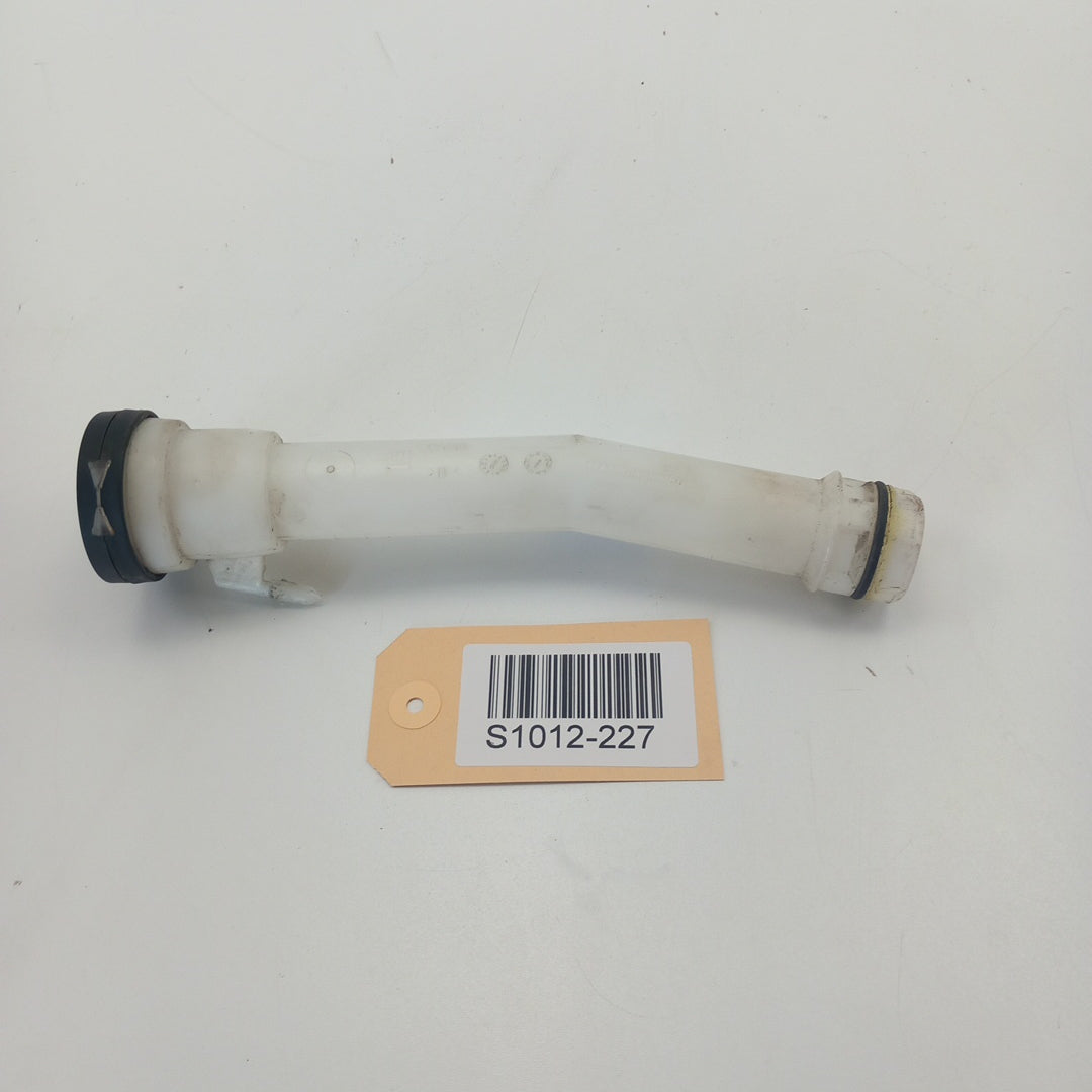 Гърловина казанче течност чистачки Opel Meriva B