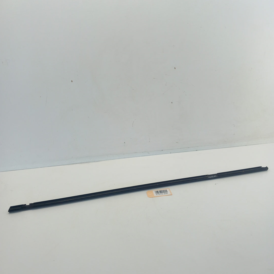 Лайстна стъкло на врата предна дясна външна хром Opel Meriva B