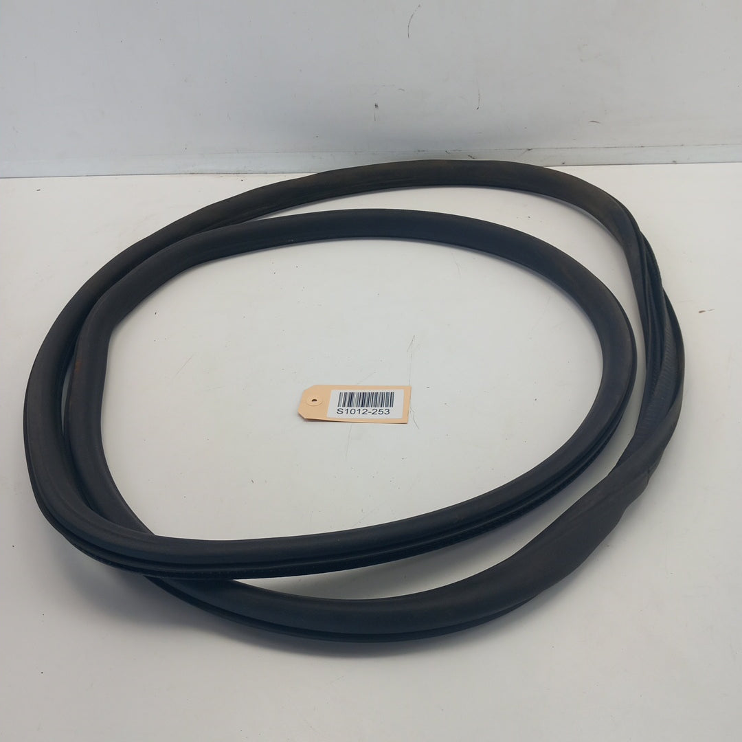 Уплътнение каросерия предна лява врата Opel Meriva B