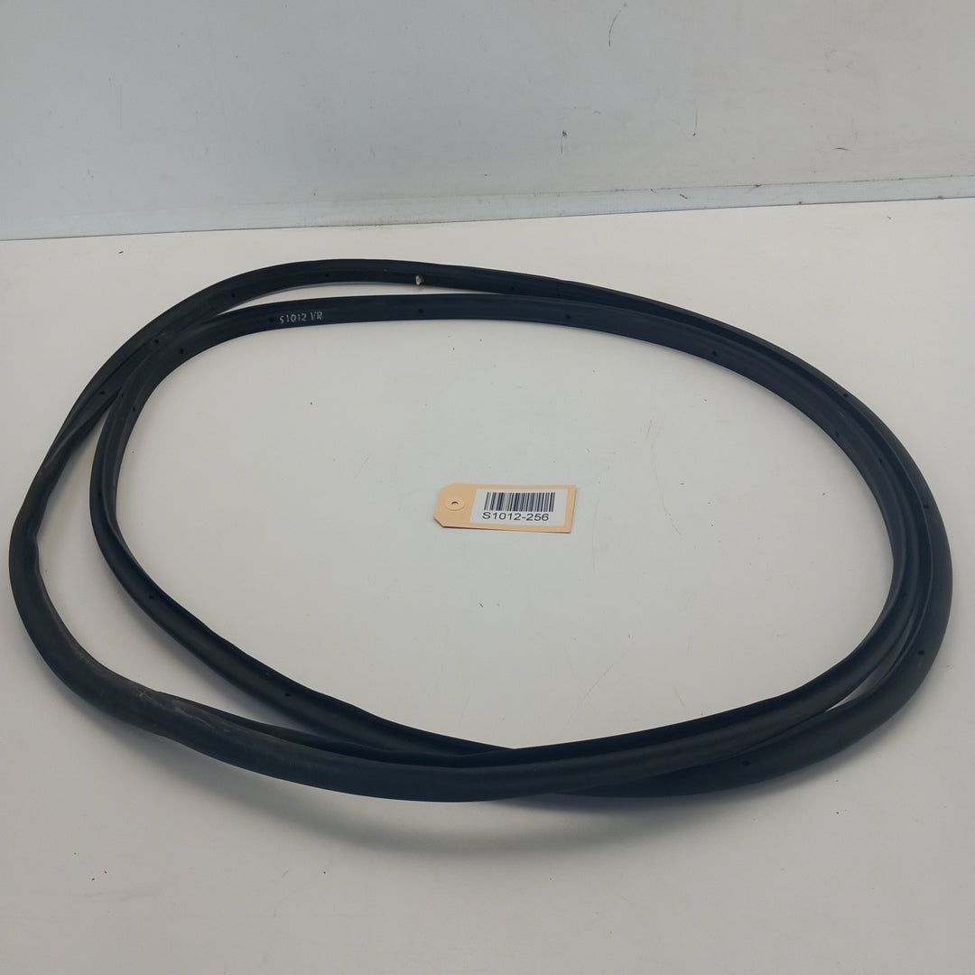 Уплътнение врата предна дясна Opel Meriva B