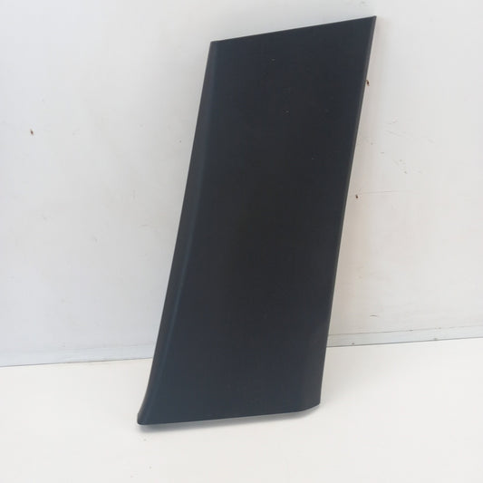 Кора средна колона дясна долна черен Opel Meriva B