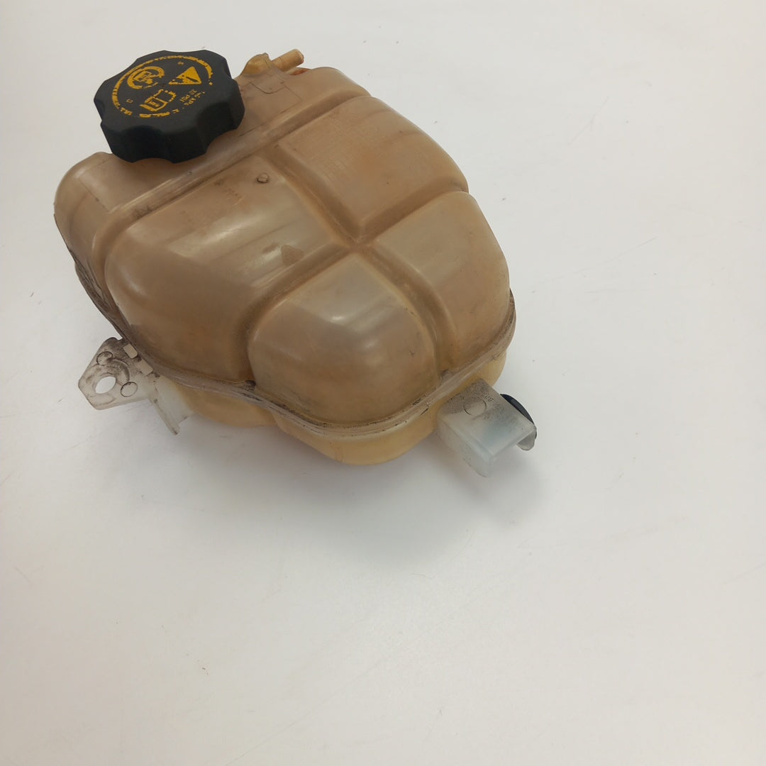 Казанче охладителна течност Opel Meriva B 1,4 B14XER