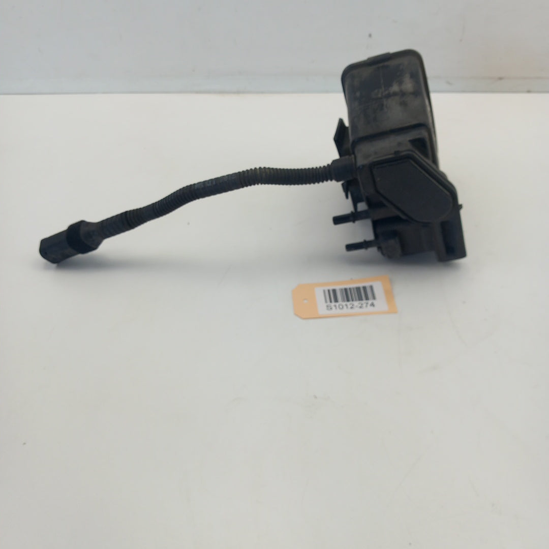 Кутия филтър резервоар гориво Opel Meriva B 1,4 B14XER