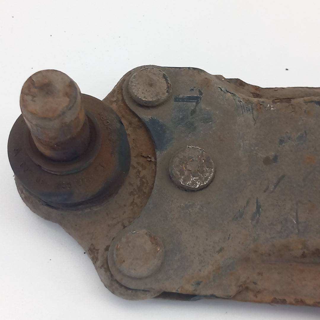 Носач преден ляв Opel Meriva B