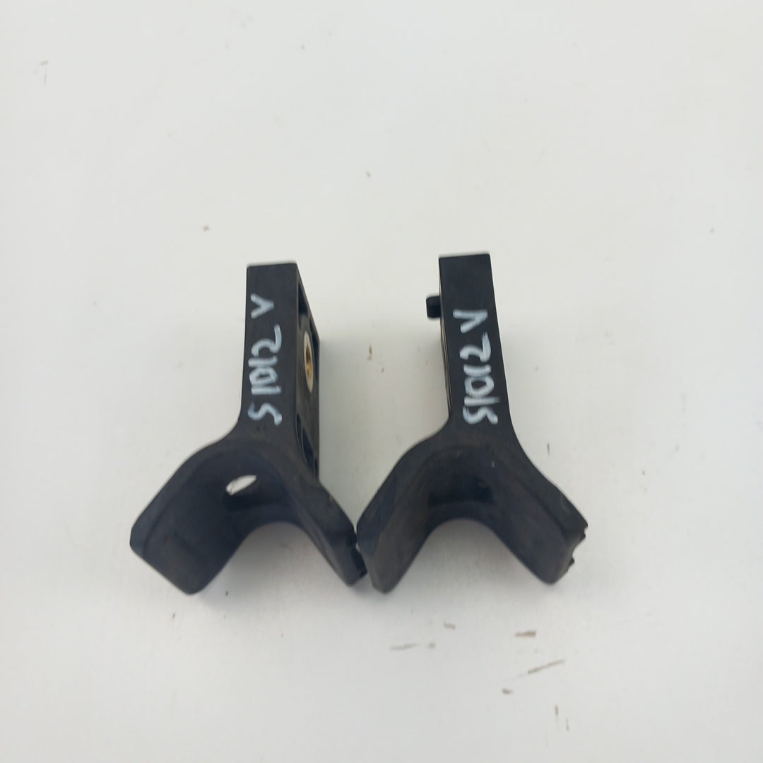 Държач воден радиатор ляв / десен комплект от 2 горни Opel Meriva B 1,4 B14XER