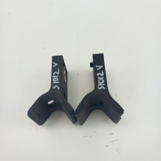 Държач воден радиатор ляв / десен комплект от 2 горни Opel Meriva B 1,4 B14XER