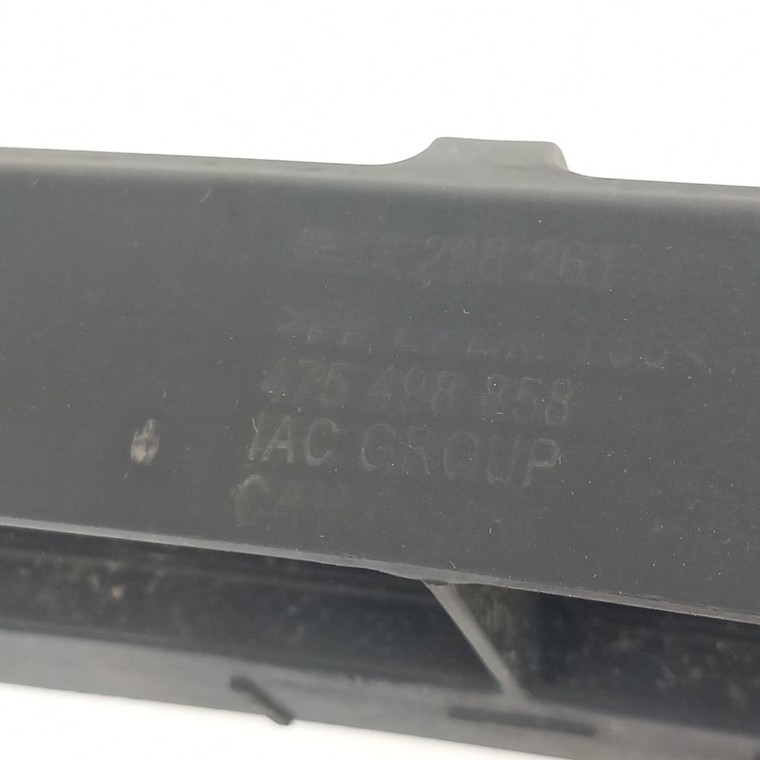 Водач задна броня централен Opel Meriva B