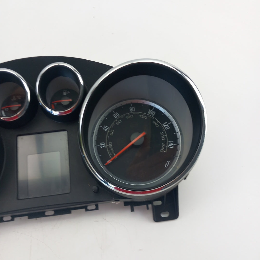 Километраж Мили MPH RHD бензин ADWF Opel Meriva B 1,4 B14XER