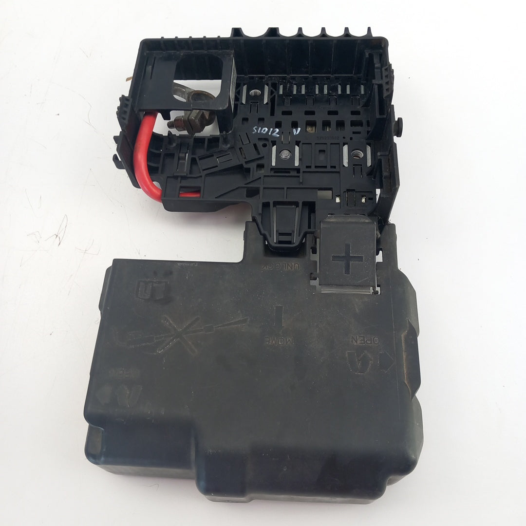 Бушониера акумулатор TQ Opel Meriva B 1,4 B14XER