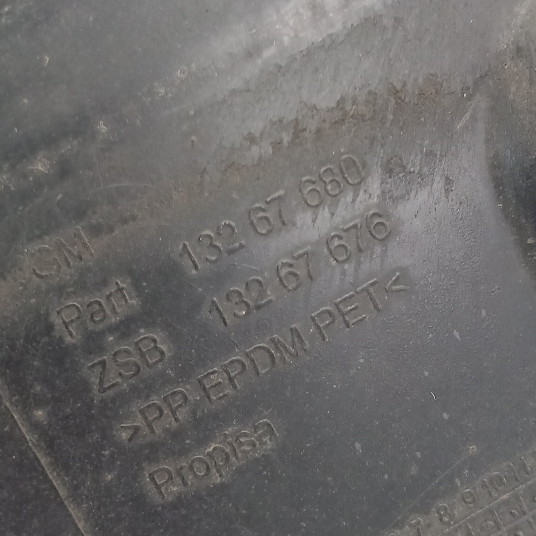 Подкалник преден ляв заднa част Opel Meriva B