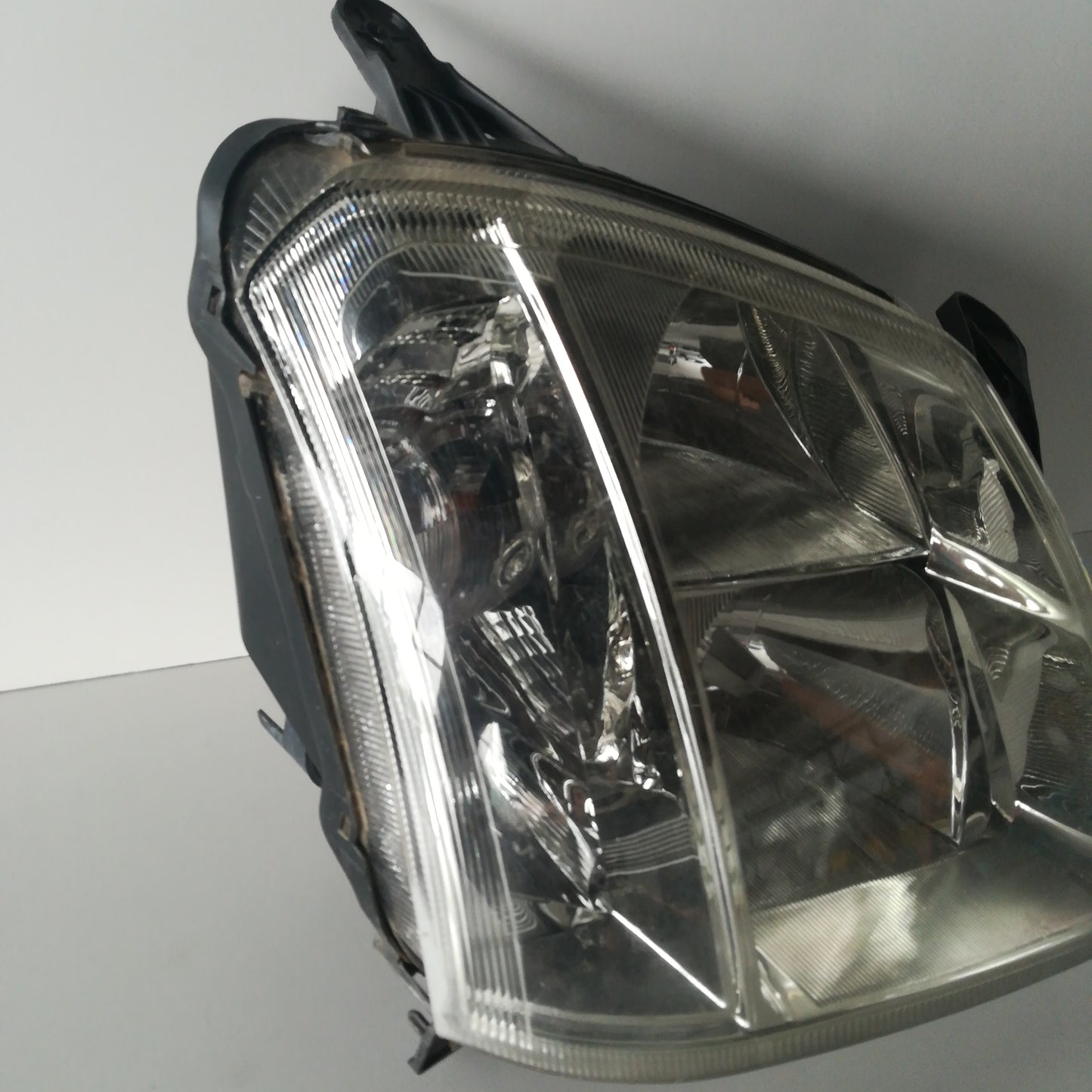 Фар преден десен Meriva A