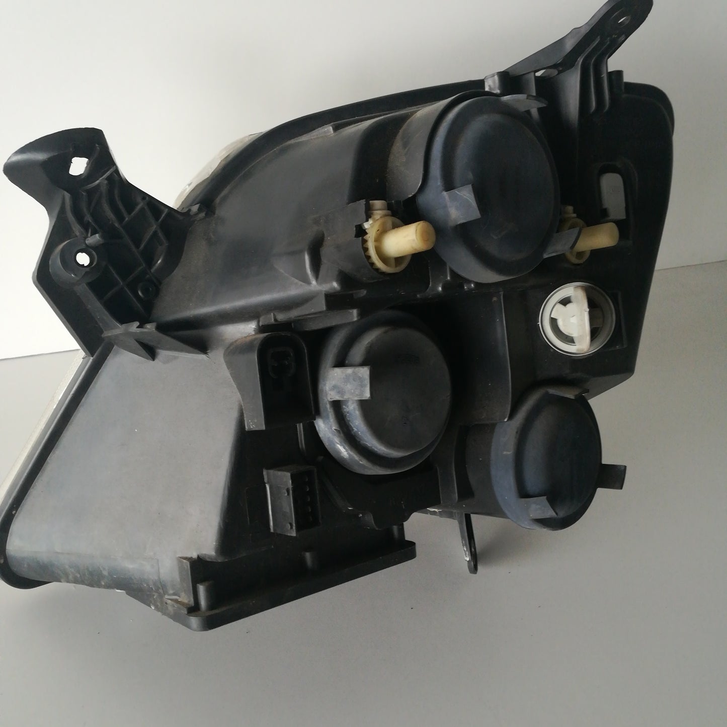 Фар преден десен Meriva A