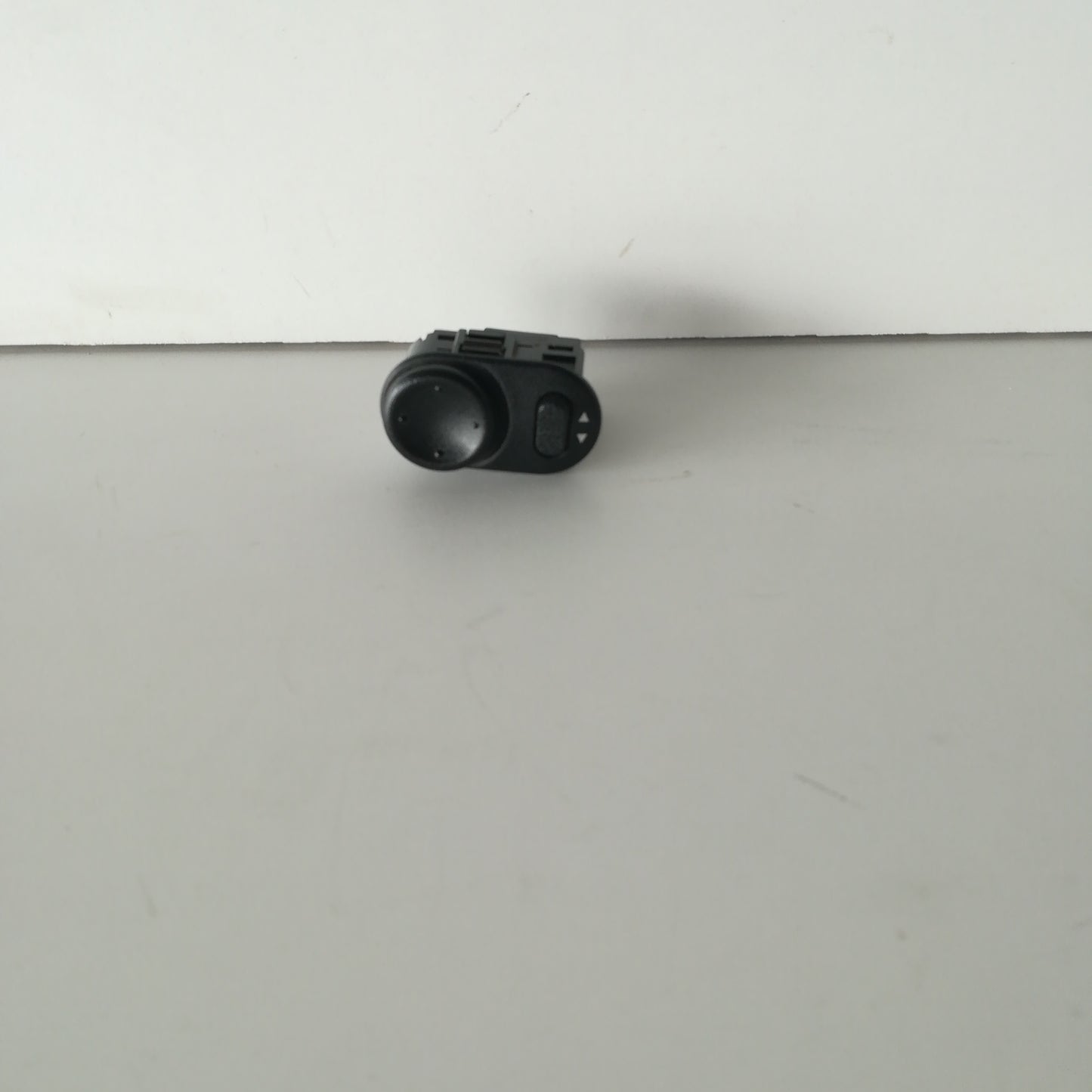 Копче за регулиране на странични огледала Meriva A