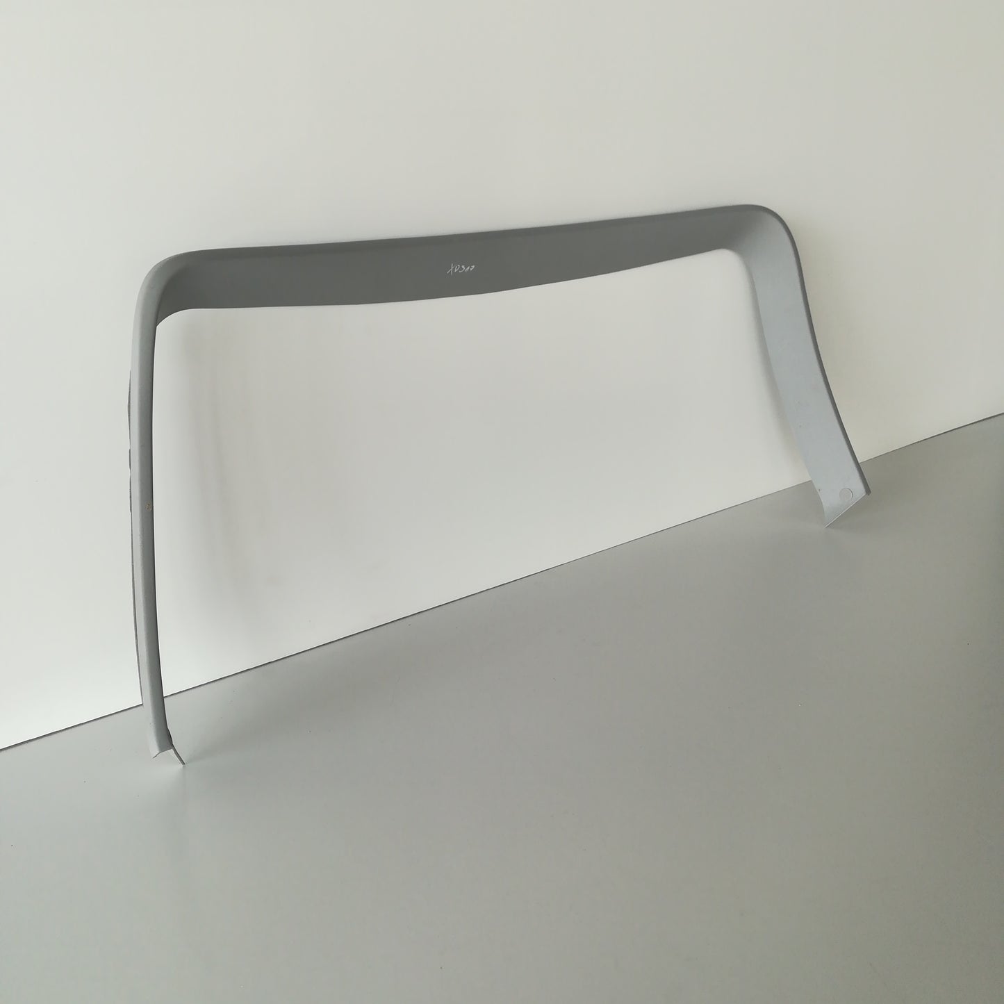 Лайсна пластмасова капак багажник Opel Meriva A