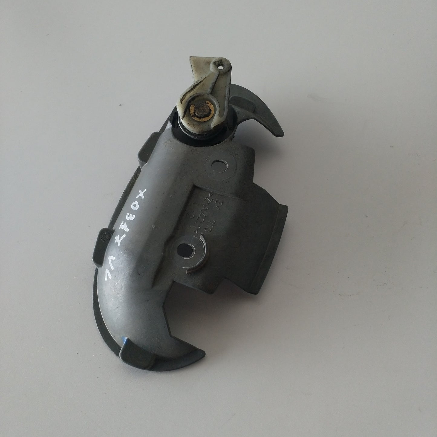 Ключалка предна лява врата Opel Meriva A