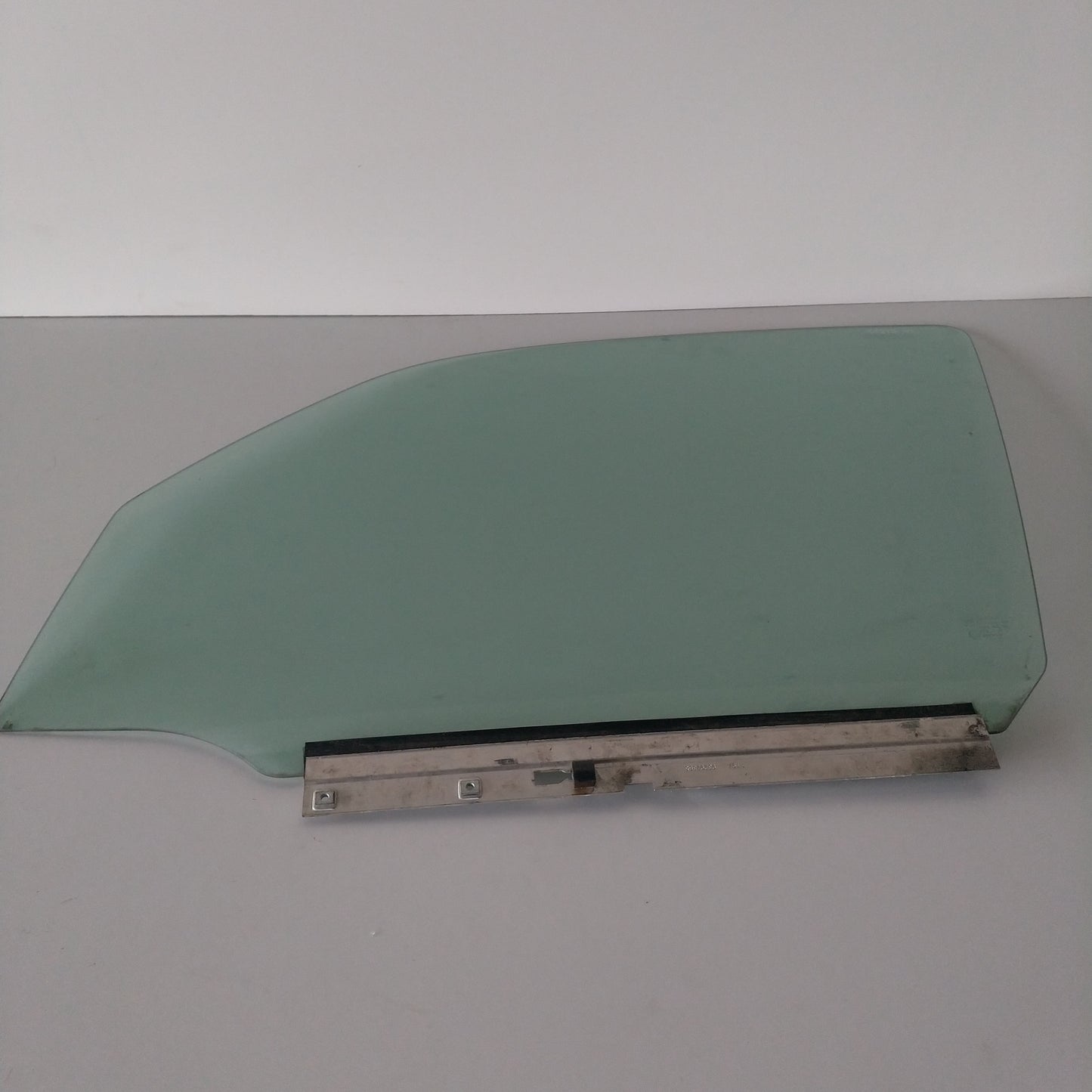 Стъкло предна лява врата Opel Meriva A