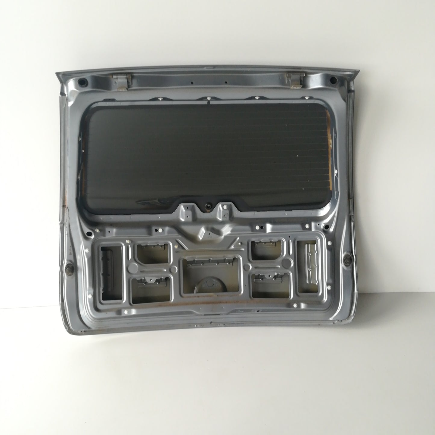 Heckdeckel graumetallic Z163 getöntes Glas Opel Meriva A