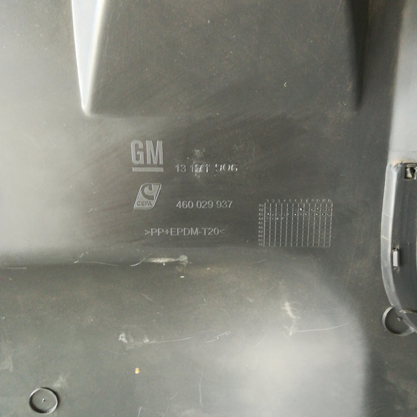 Панел страничен десен в багажник Opel Meriva A