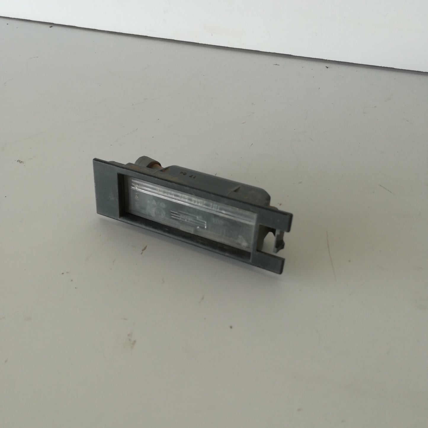 Плафон светлини регистрационен номер Opel Meriva A