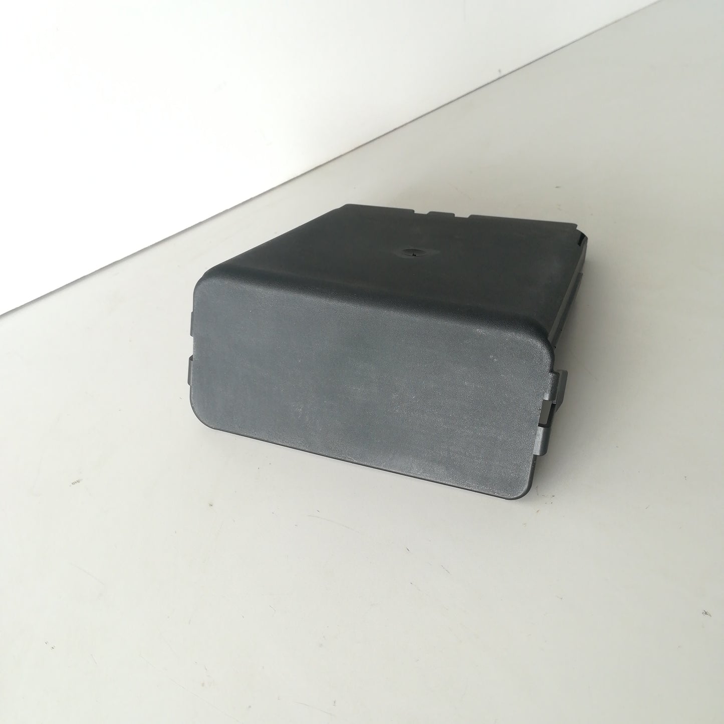 Капак кутия бушони предпазители Opel Meriva A