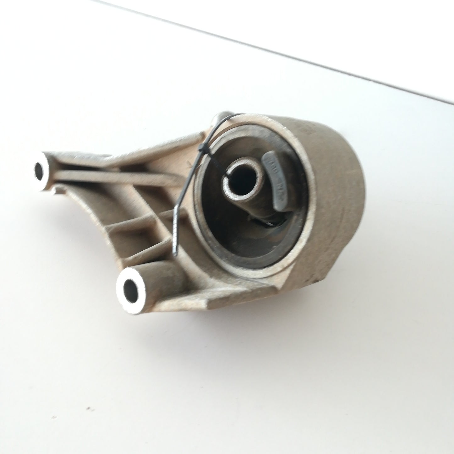 Стойка с тампон предна двигател Opel Meriva A