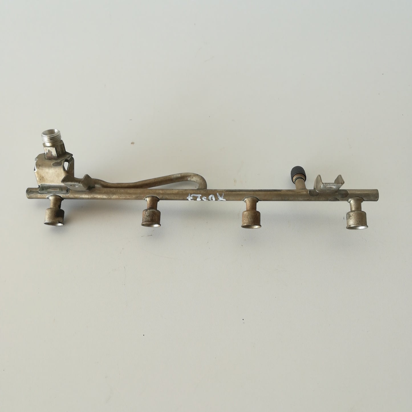 Тръба шина инжектори 1,8 Z18XE 125 к.с Opel Meriva A