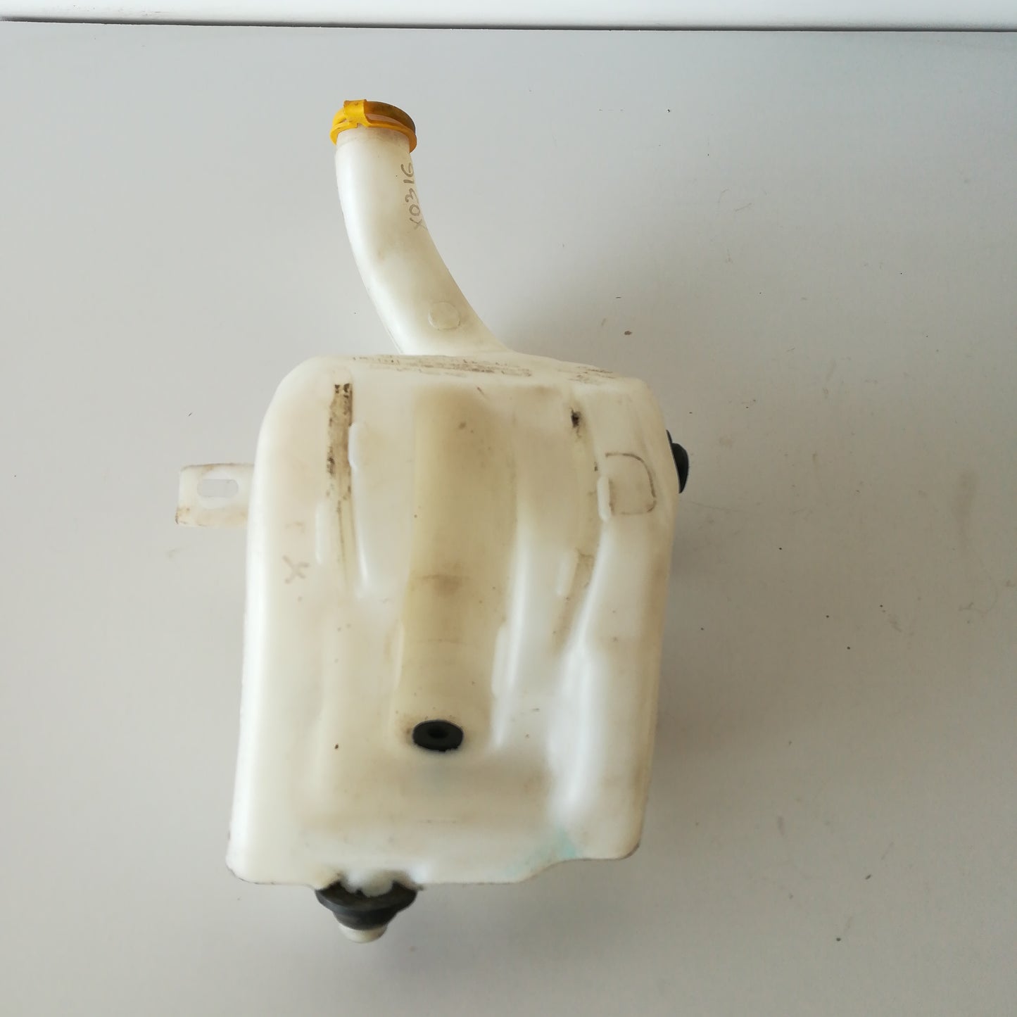 Резервоар казанче течност чистачки Opelк Meriva A