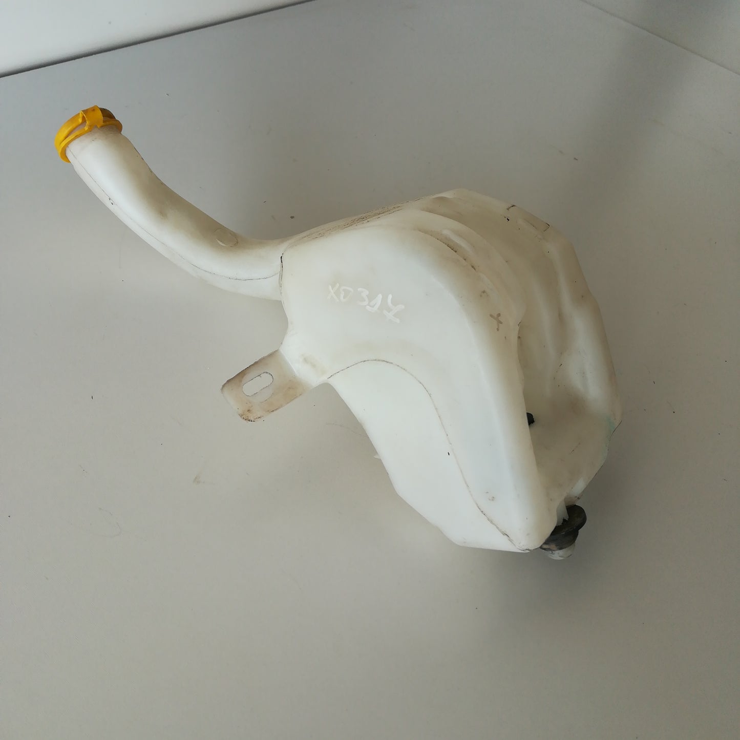 Резервоар казанче течност чистачки Opelк Meriva A