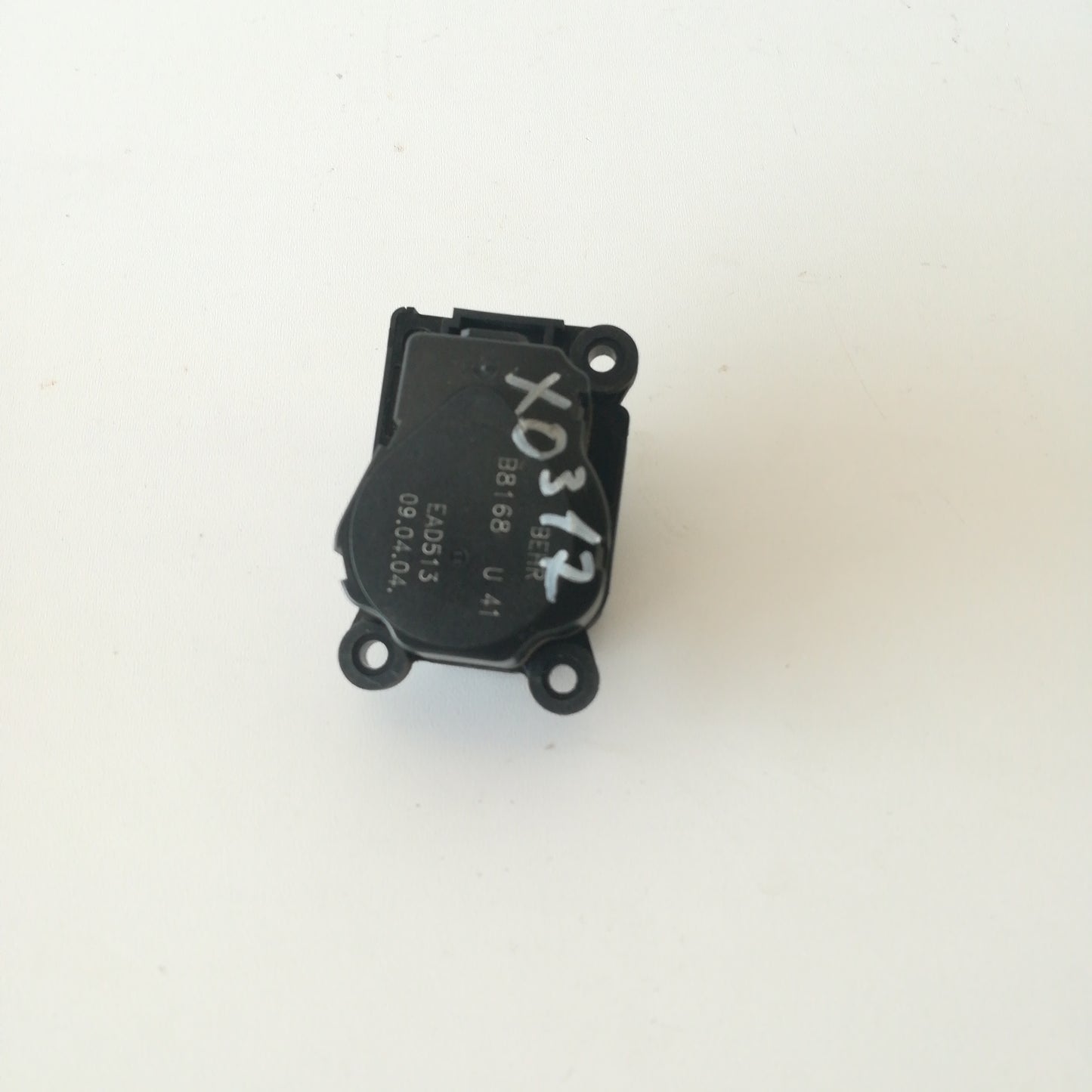 Актуатор серво клапа парно климатроник Opel Meriva A