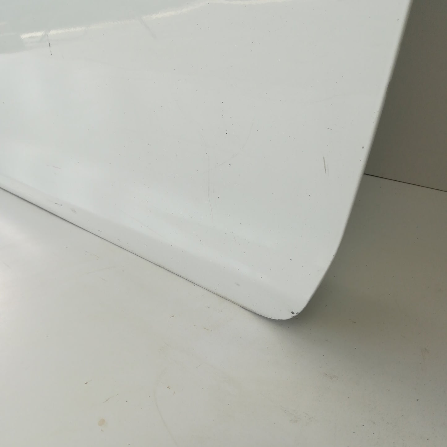 Врата предна лява бяла Z474 Opel Corsa D 2/3 врати