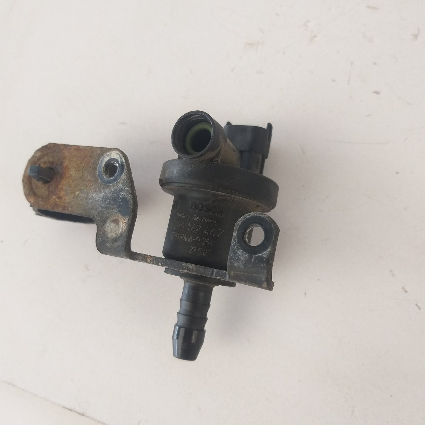 Клапан вентил превключващ всмукателен колектор Z12XEP Opel Corsa D 1.2