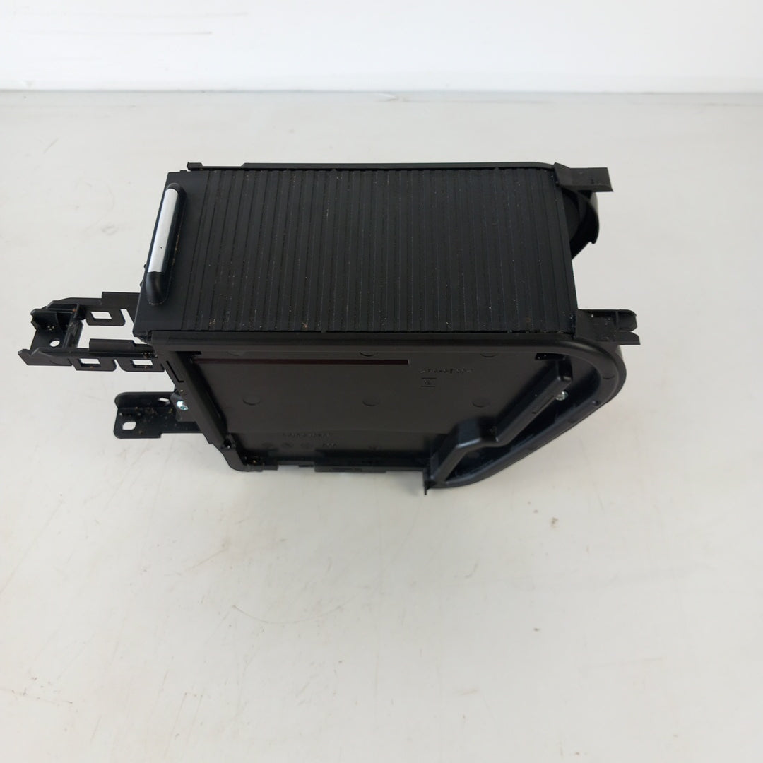 Кутия вещи предна централна конзола ел спирачка Opel Astra J