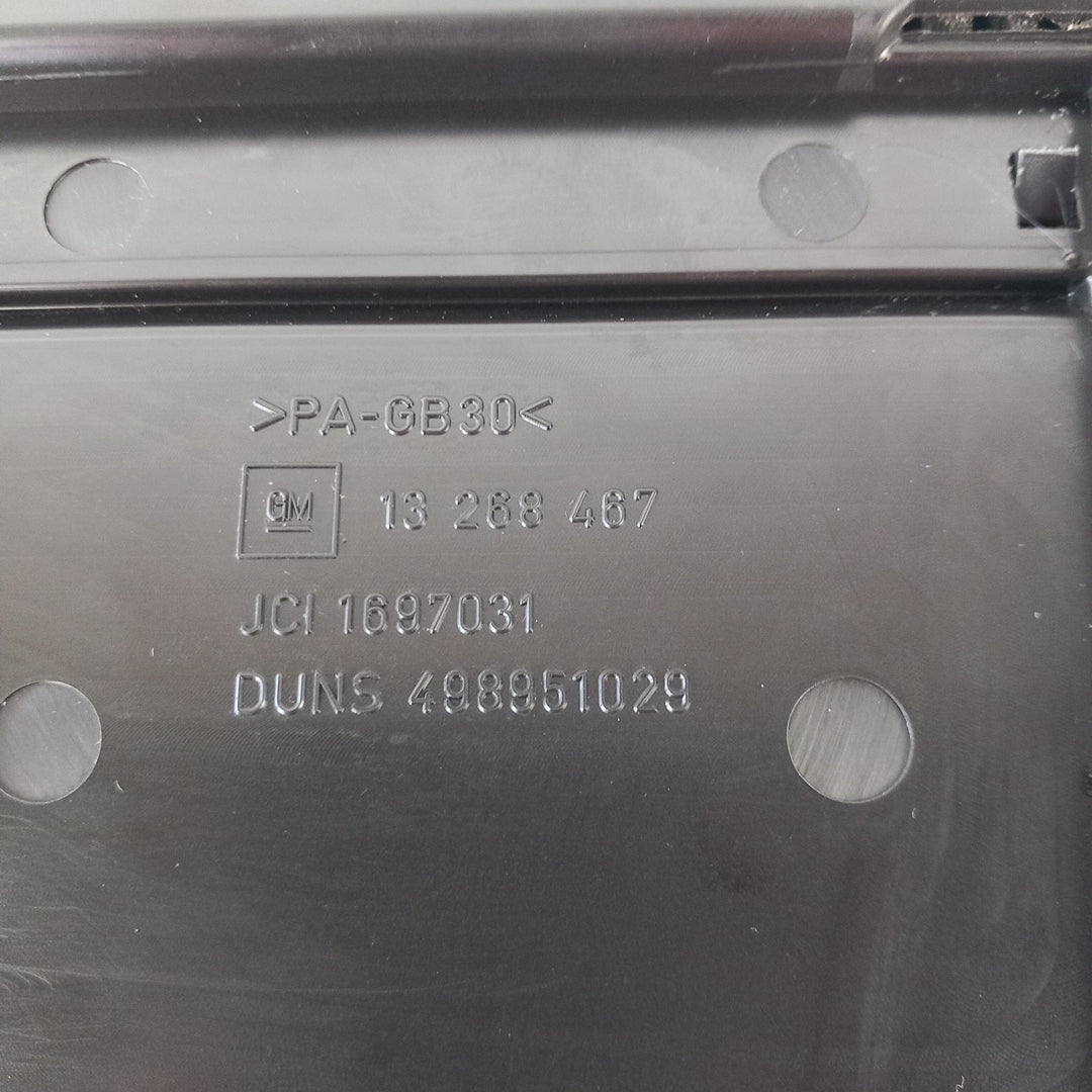 Кутия вещи предна централна конзола ел спирачка Opel Astra J