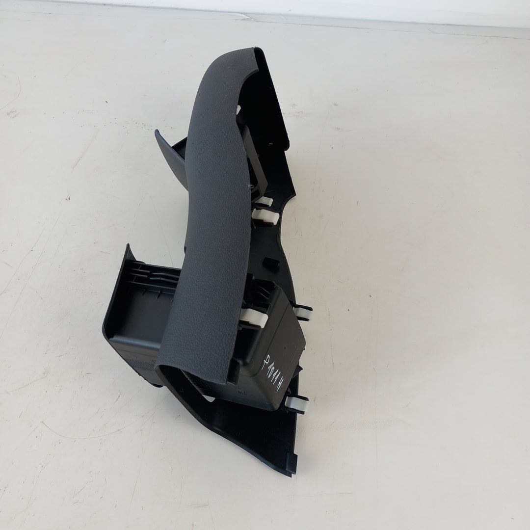 Капак заден централна конзола черен Opel Astra J